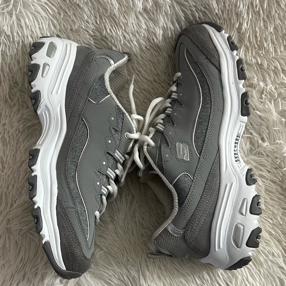 Skechers Women's Sport D'Lites ‘Me Time’ Lace-up Athletic Sneaker Size 11 - Picture 9 of 12